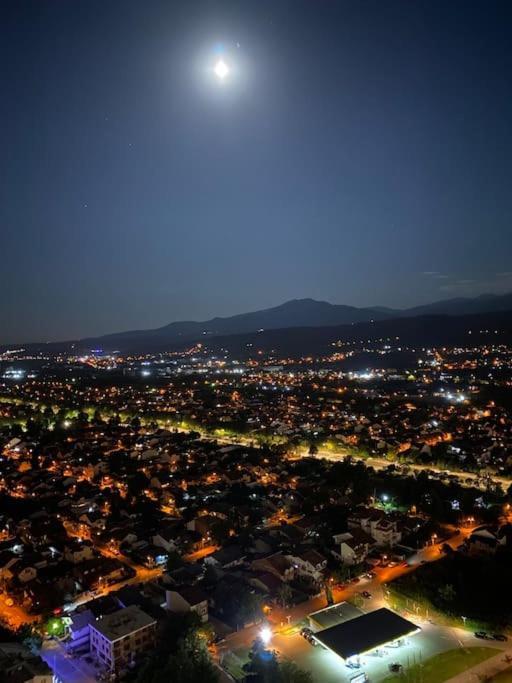 Cevahir Sky City Apartment With Spa, Pool & Fitness Included Skopje Ngoại thất bức ảnh