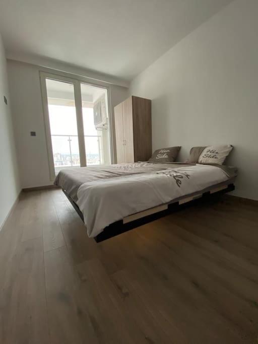 Cevahir Sky City Apartment With Spa, Pool & Fitness Included Skopje Ngoại thất bức ảnh
