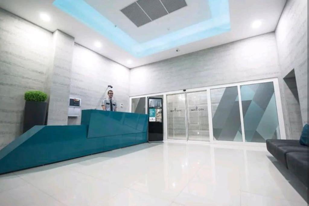 Cevahir Sky City Apartment With Spa, Pool & Fitness Included Skopje Ngoại thất bức ảnh