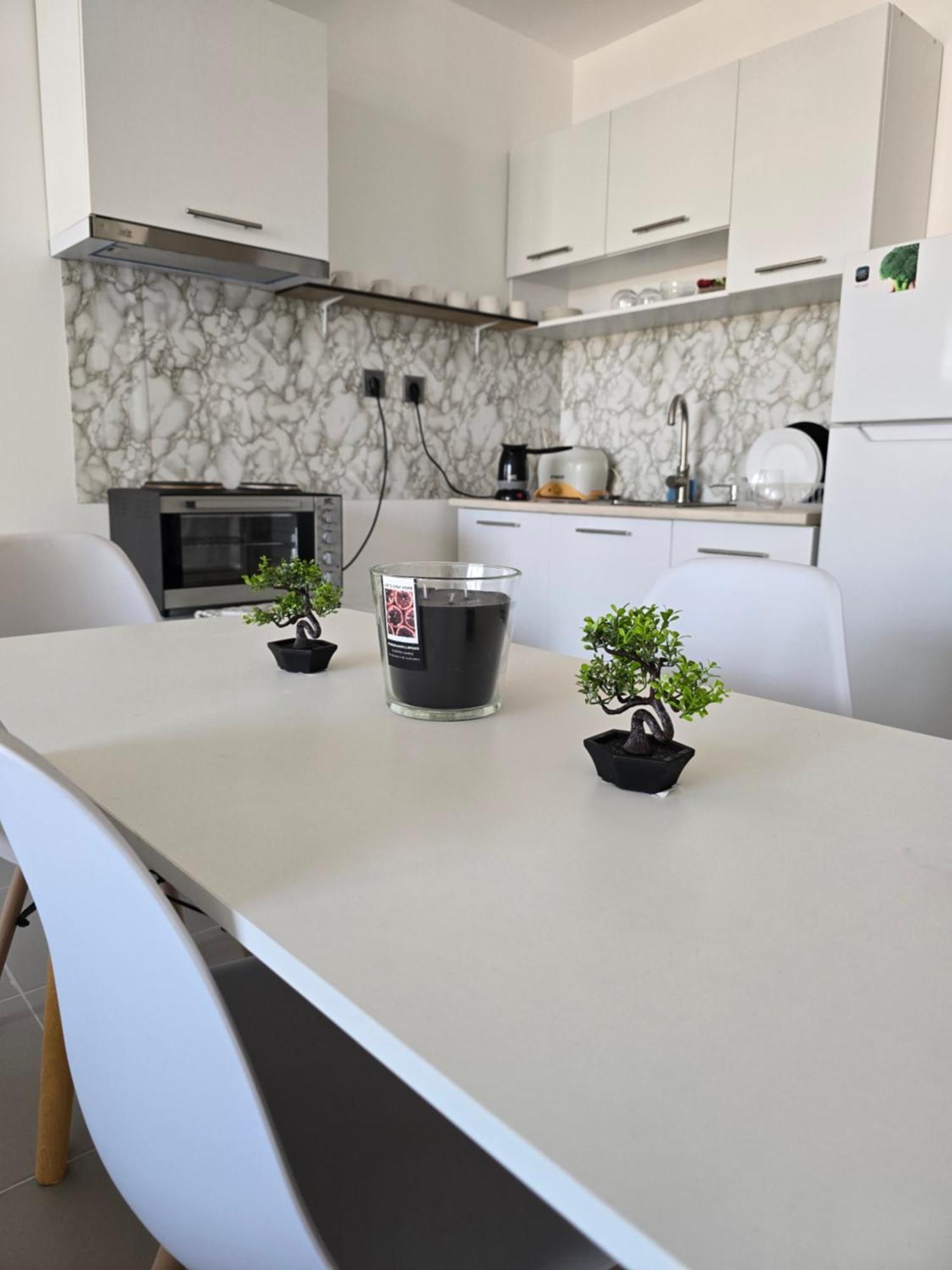 Cevahir Sky City Apartment With Spa, Pool & Fitness Included Skopje Ngoại thất bức ảnh